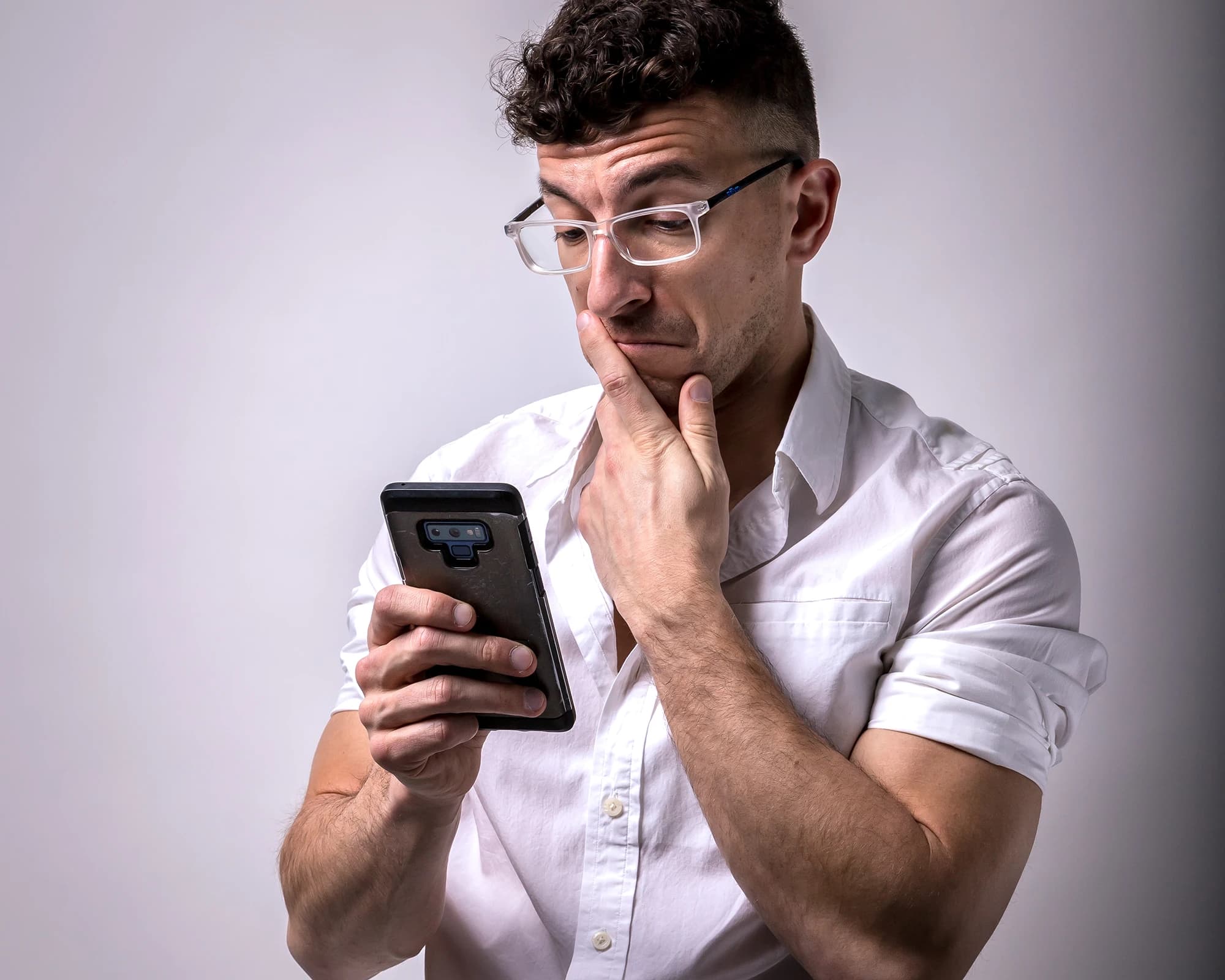Client selecting headshot images on screen during corporate session