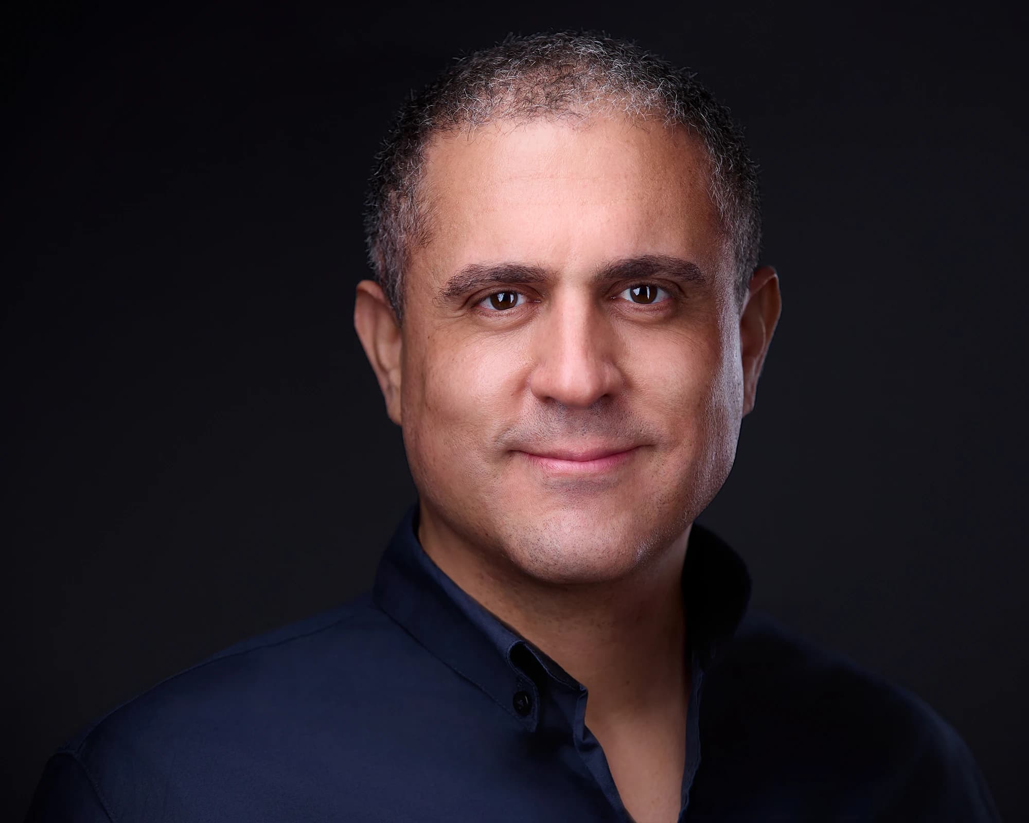 Corporate LinkedIn photo of business professional